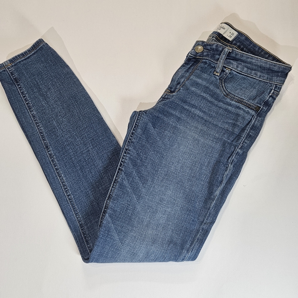 Abercrombie & Fitch Womens Jeans 2R Light Wash Skinny Low Rise 90s‎ Y2K Demin